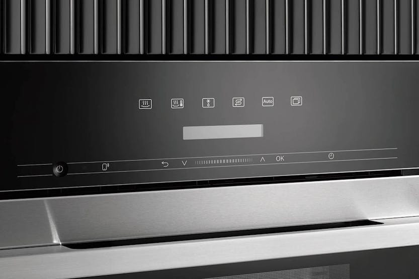 Miele Built-in Single Steam Oven | DG7140